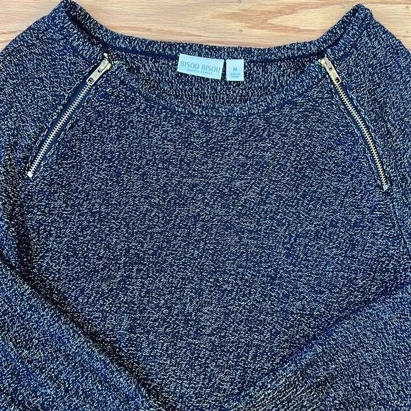 Bisou Bisou High Low Zip Sweater - Picture 1 of 5